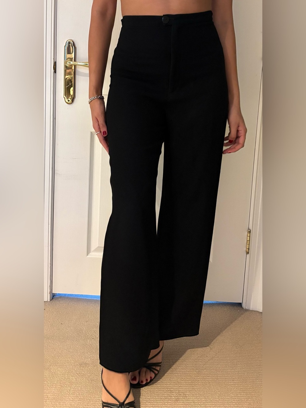 Classic Wide-Leg Black Pants